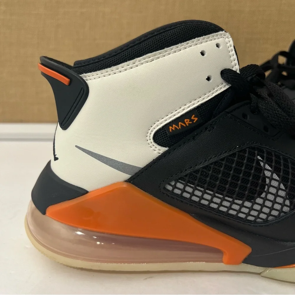 Jordan Mars 270 Black and Orange CD7070 008 Size 9.5